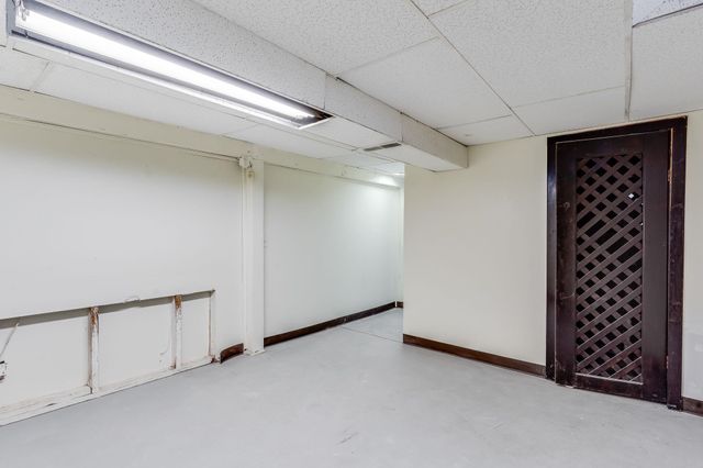 816 W Savannah St, Wichita, KS 67217