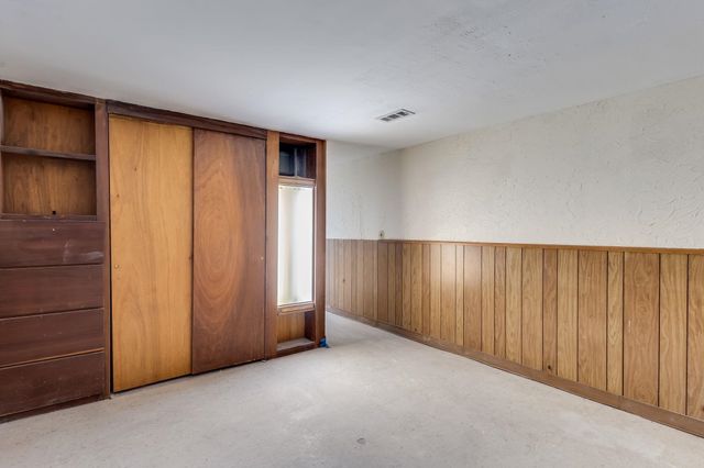 816 W Savannah St, Wichita, KS 67217