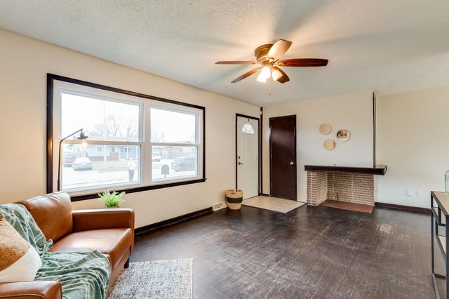 816 W Savannah St, Wichita, KS 67217