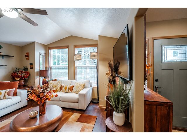 2120 WOODHAVEN Ct Nw, Salem, OR 97304