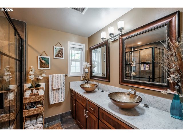 2120 WOODHAVEN Ct Nw, Salem, OR 97304