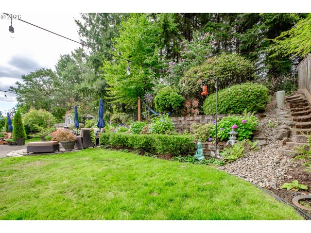 2120 WOODHAVEN Ct Nw, Salem, OR 97304