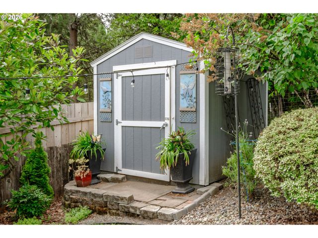 2120 WOODHAVEN Ct Nw, Salem, OR 97304