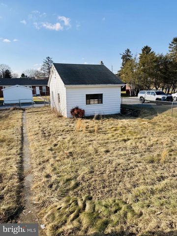 314 N GRANT STREET, Waynesboro, PA 17268