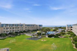 1904 E Fort Macon Road 303, Atlantic Beach, NC 28512