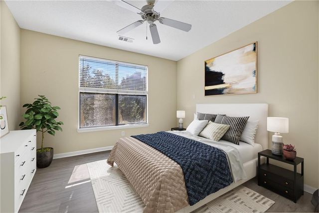 400 17th NW Street 2406, Atlanta, GA 30363