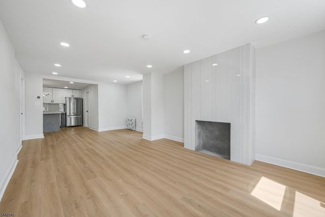 171 20Th Ave, Paterson City, NJ 07501
