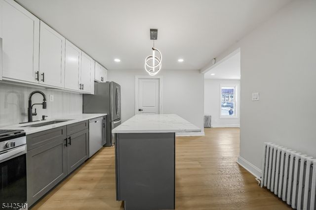171 20Th Ave, Paterson City, NJ 07501