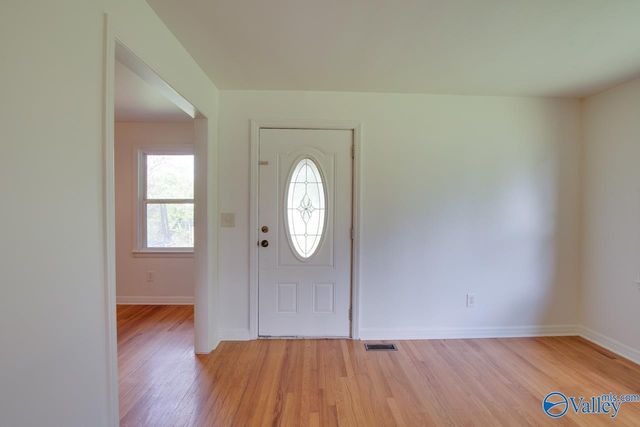 1517 Ready Section Road, Hazel Green, AL 35750