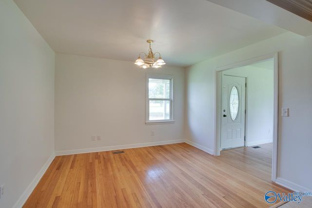 1517 Ready Section Road, Hazel Green, AL 35750