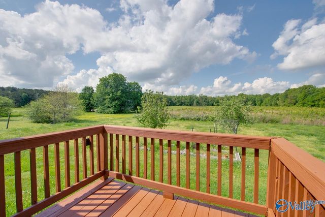 1517 Ready Section Road, Hazel Green, AL 35750