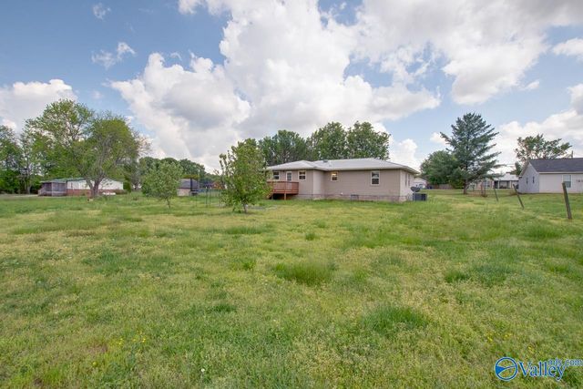 1517 Ready Section Road, Hazel Green, AL 35750