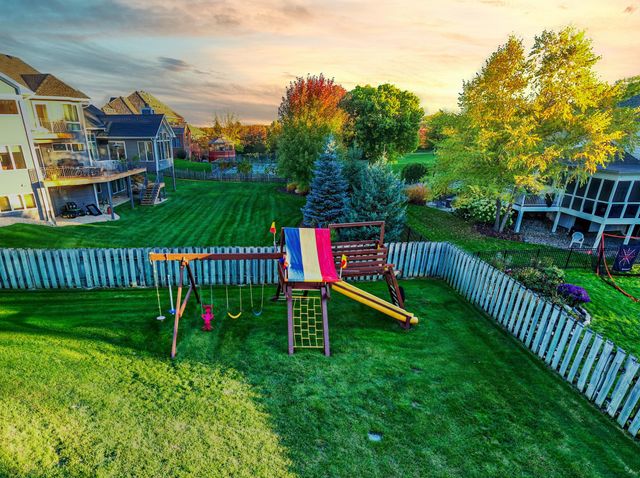 6102 Creek Ridge Court, Minnetonka, MN 55345