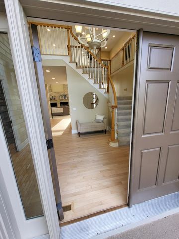 6102 Creek Ridge Court, Minnetonka, MN 55345