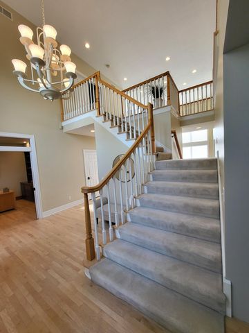 6102 Creek Ridge Court, Minnetonka, MN 55345
