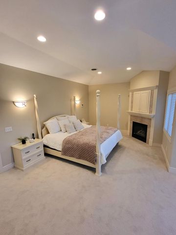 6102 Creek Ridge Court, Minnetonka, MN 55345