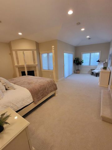 6102 Creek Ridge Court, Minnetonka, MN 55345