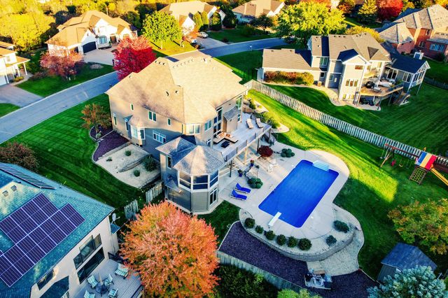 6102 Creek Ridge Court, Minnetonka, MN 55345