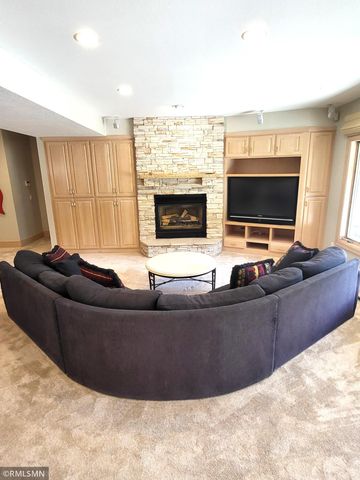 6102 Creek Ridge Court, Minnetonka, MN 55345