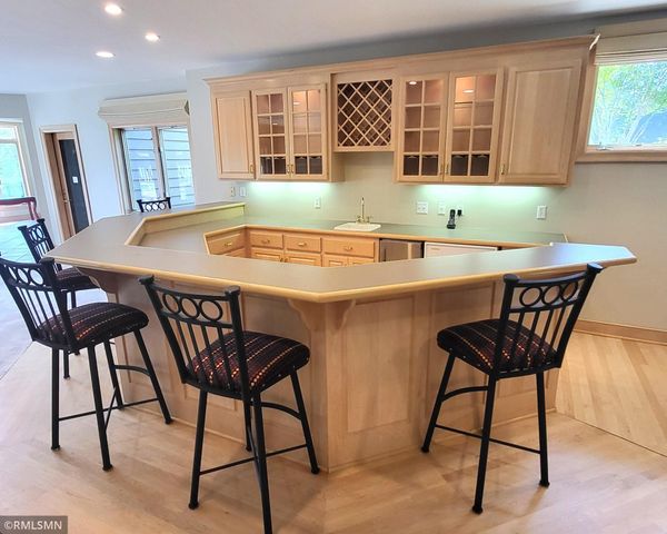 6102 Creek Ridge Court, Minnetonka, MN 55345