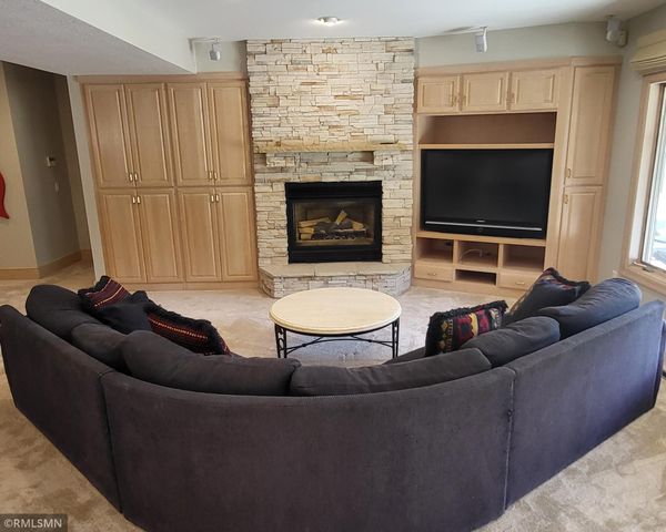 6102 Creek Ridge Court, Minnetonka, MN 55345