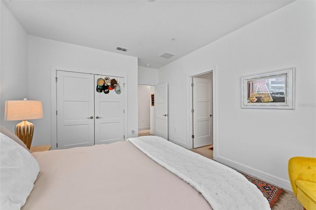 2621 1ST AVENUE N 19, St Petersburg, FL 33713