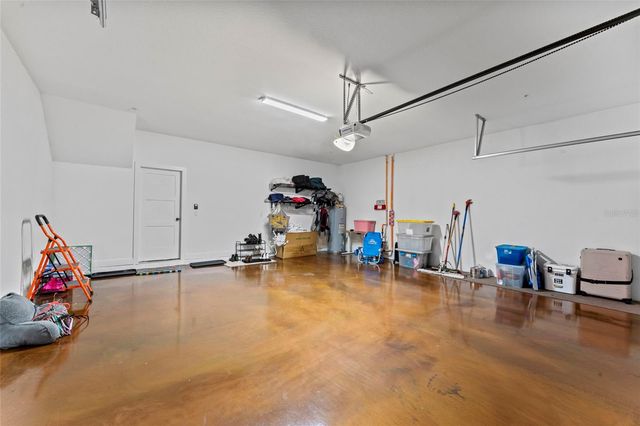 2621 1ST AVENUE N 19, St Petersburg, FL 33713