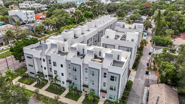 2621 1ST AVENUE N 19, St Petersburg, FL 33713