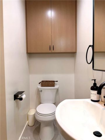 12949 Panama Street, Los Angeles, CA 90066