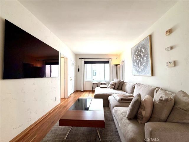 12949 Panama Street, Los Angeles, CA 90066