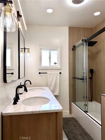 12949 Panama Street, Los Angeles, CA 90066