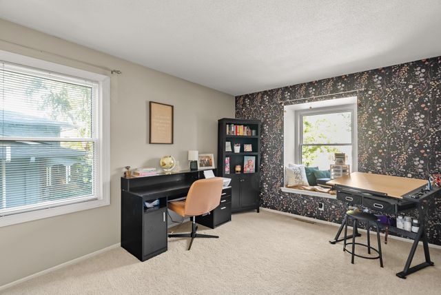 3800 SW 30th Street, Des Moines, IA 50321