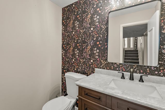 3800 SW 30th Street, Des Moines, IA 50321