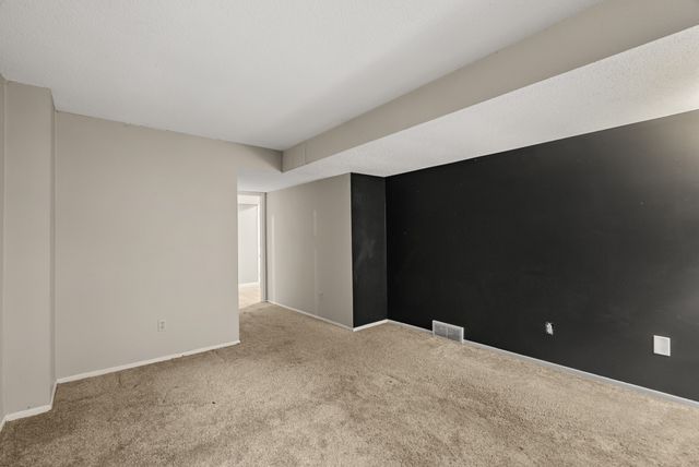 3800 SW 30th Street, Des Moines, IA 50321