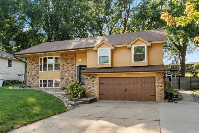 3800 SW 30th Street, Des Moines, IA 50321