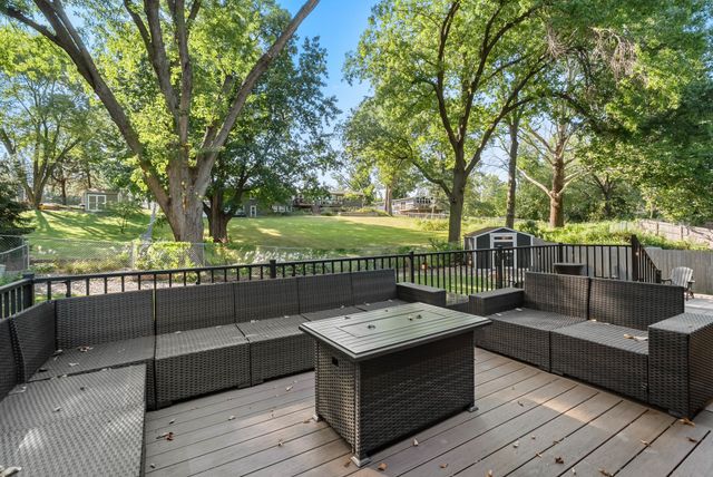 3800 SW 30th Street, Des Moines, IA 50321