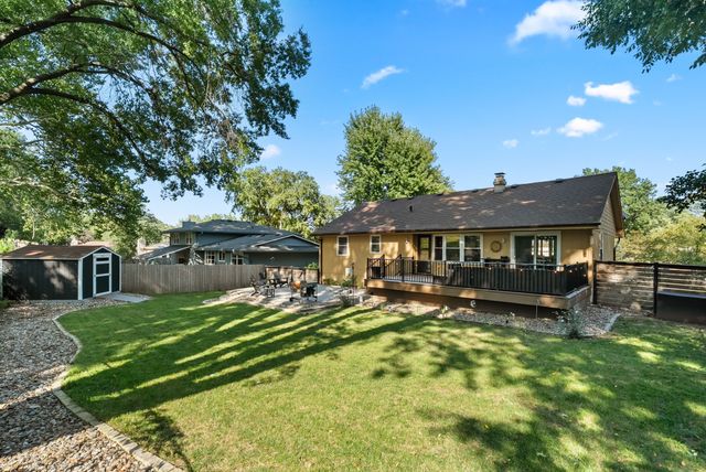3800 SW 30th Street, Des Moines, IA 50321