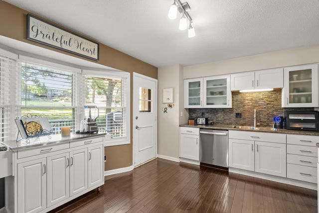 3800 SW 30th Street, Des Moines, IA 50321