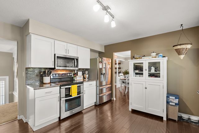 3800 SW 30th Street, Des Moines, IA 50321