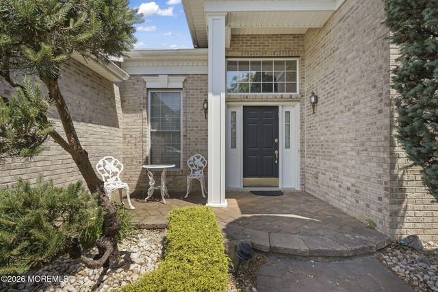 93 Country Club Drive, Monroe, NJ 08831