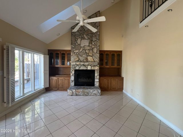 609 Cottonwood Court, Vass, NC 28394