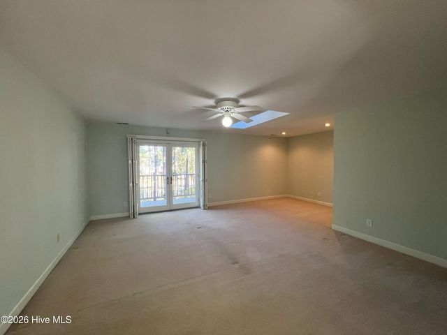 609 Cottonwood Court, Vass, NC 28394
