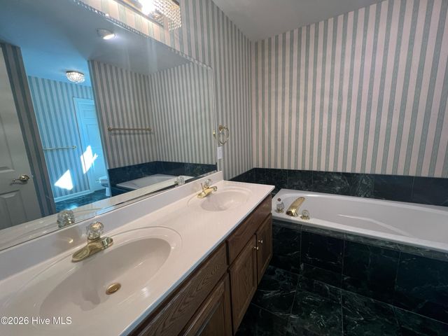 609 Cottonwood Court, Vass, NC 28394