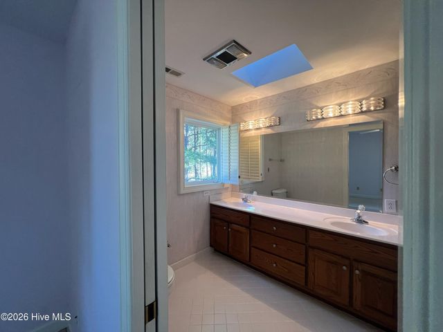609 Cottonwood Court, Vass, NC 28394