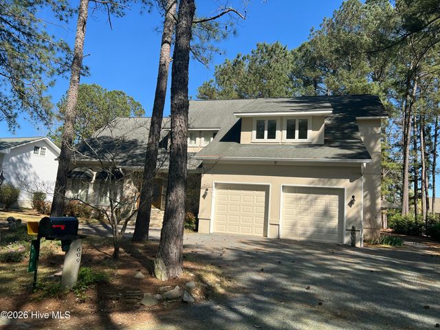 609 Cottonwood Court, Vass, NC 28394