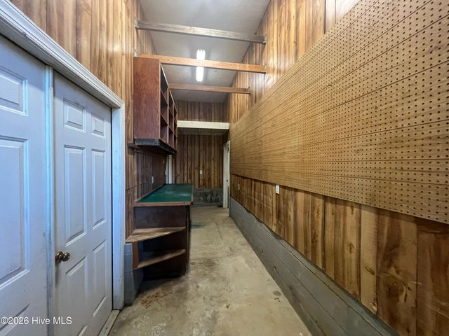 609 Cottonwood Court, Vass, NC 28394