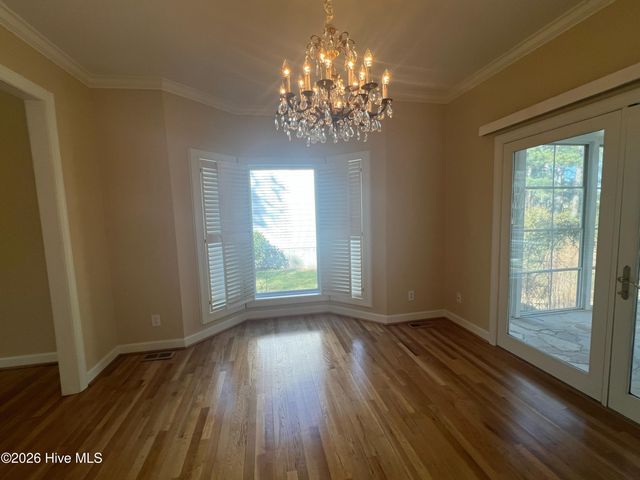 609 Cottonwood Court, Vass, NC 28394