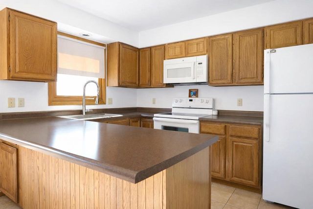 W6127 COLONIAL DRIVE, Appleton, WI 54914