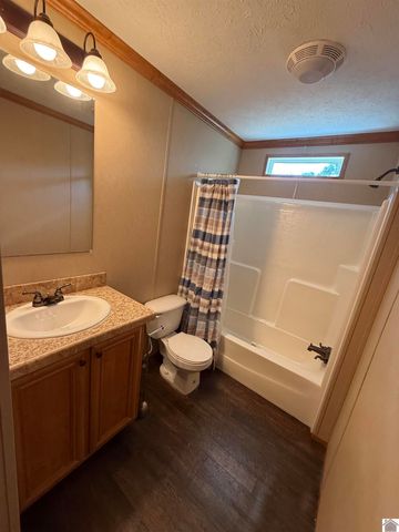 45 Drew Lane, Benton, KY 42025