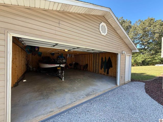 45 Drew Lane, Benton, KY 42025